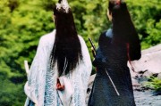《雪山之巅出装教学攻略》（打造强大的雪山之巅装备，让你无往不胜！）